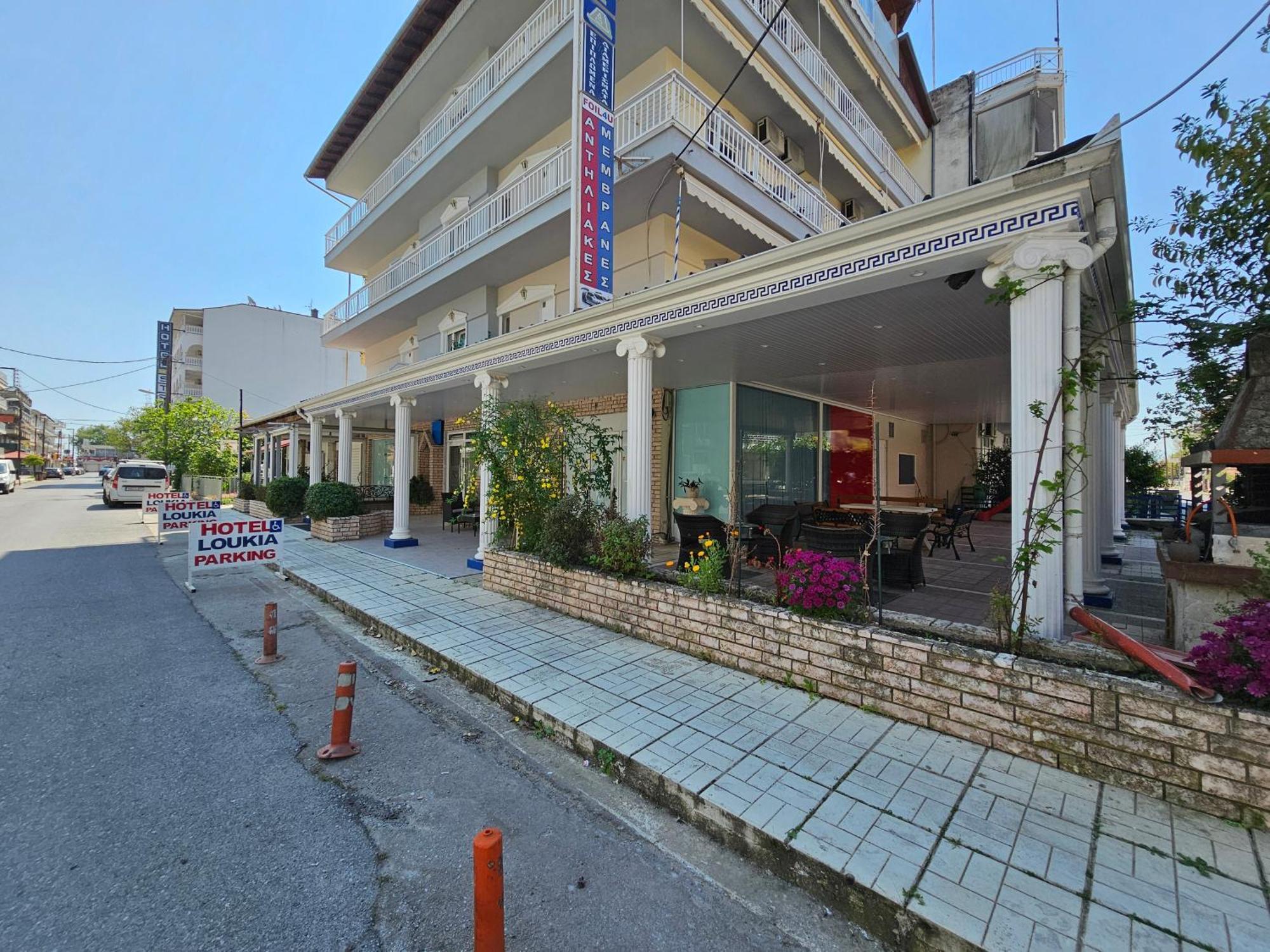 Lucia Hotel Paralia Εξωτερικό φωτογραφία